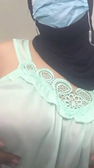 Sexy Muslim Milf Showing Big Boob Rubbing Pussy 22
