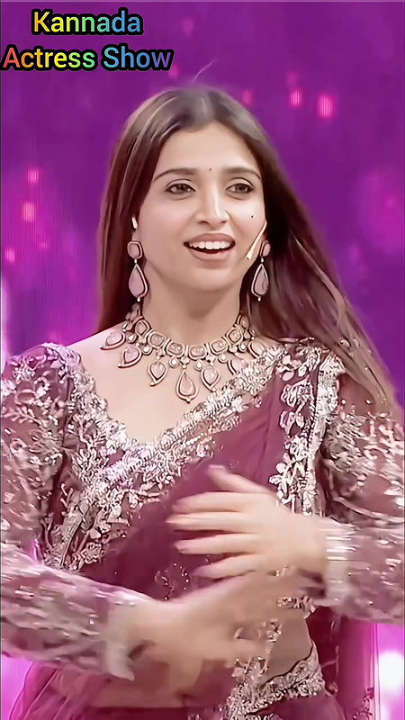 swetha chengappa sexy navel in pink saree 22