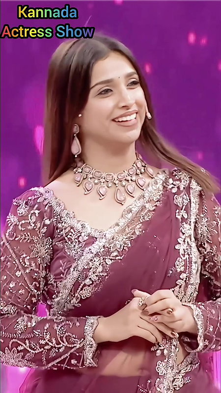 swetha chengappa sexy navel in pink saree 22
