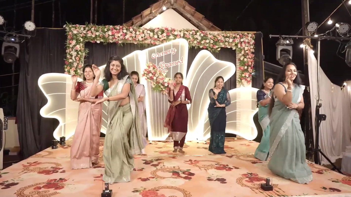 Tulu Lady Sexy Big Navel Dance in Green Saree 22