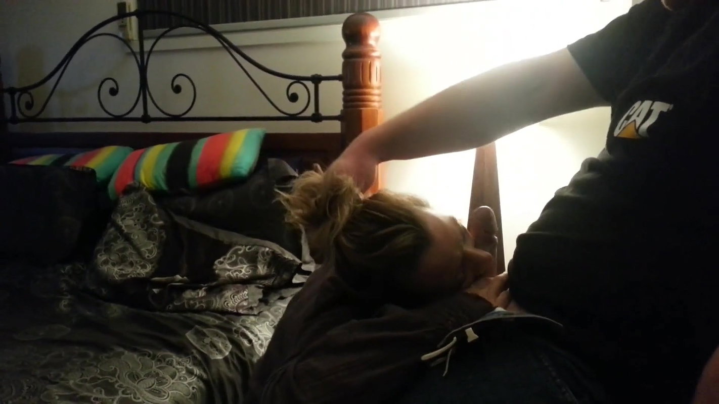 Amateur Cuckolding MILF Sucking Husband And His Best Friend