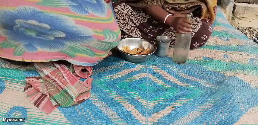 Bhabhi ke sath Daru Piya aur land Chus aaya