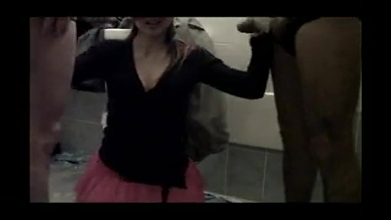 Blind folded lady sucker chick
