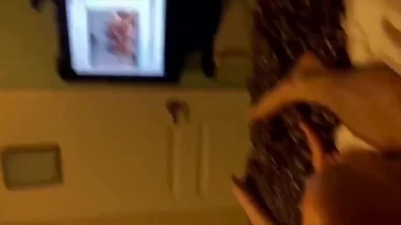 Sharing my sexy girlfriend with a friend one hot evening