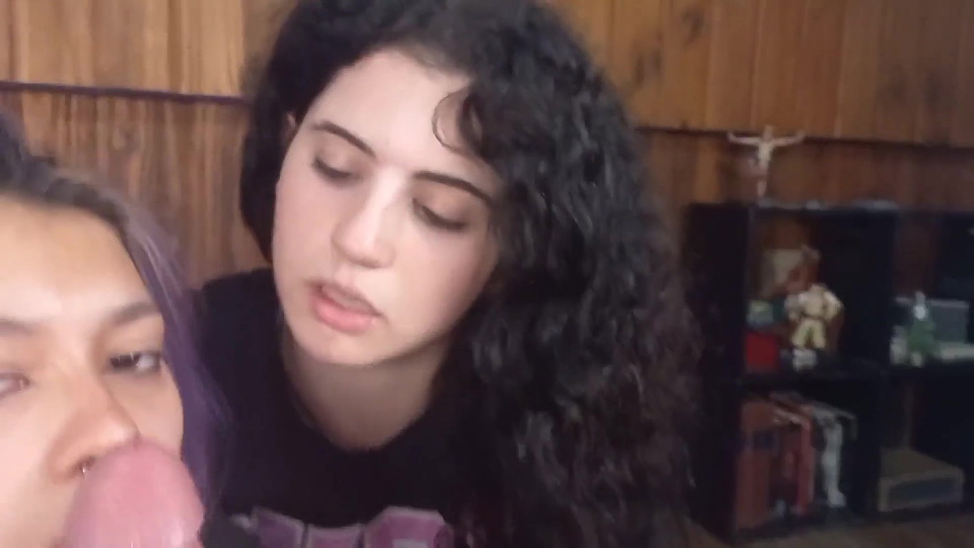 Two hot chicks appreciate the taste of his gorgeous penis in a threesome