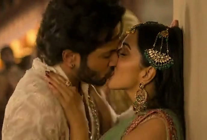 HORNY ACTRESS WILD KISSED AI EDIT VIDEO 2