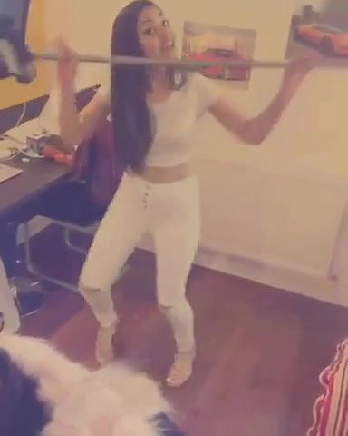 Hot Punjabi Girl Sexy Dance – Movies