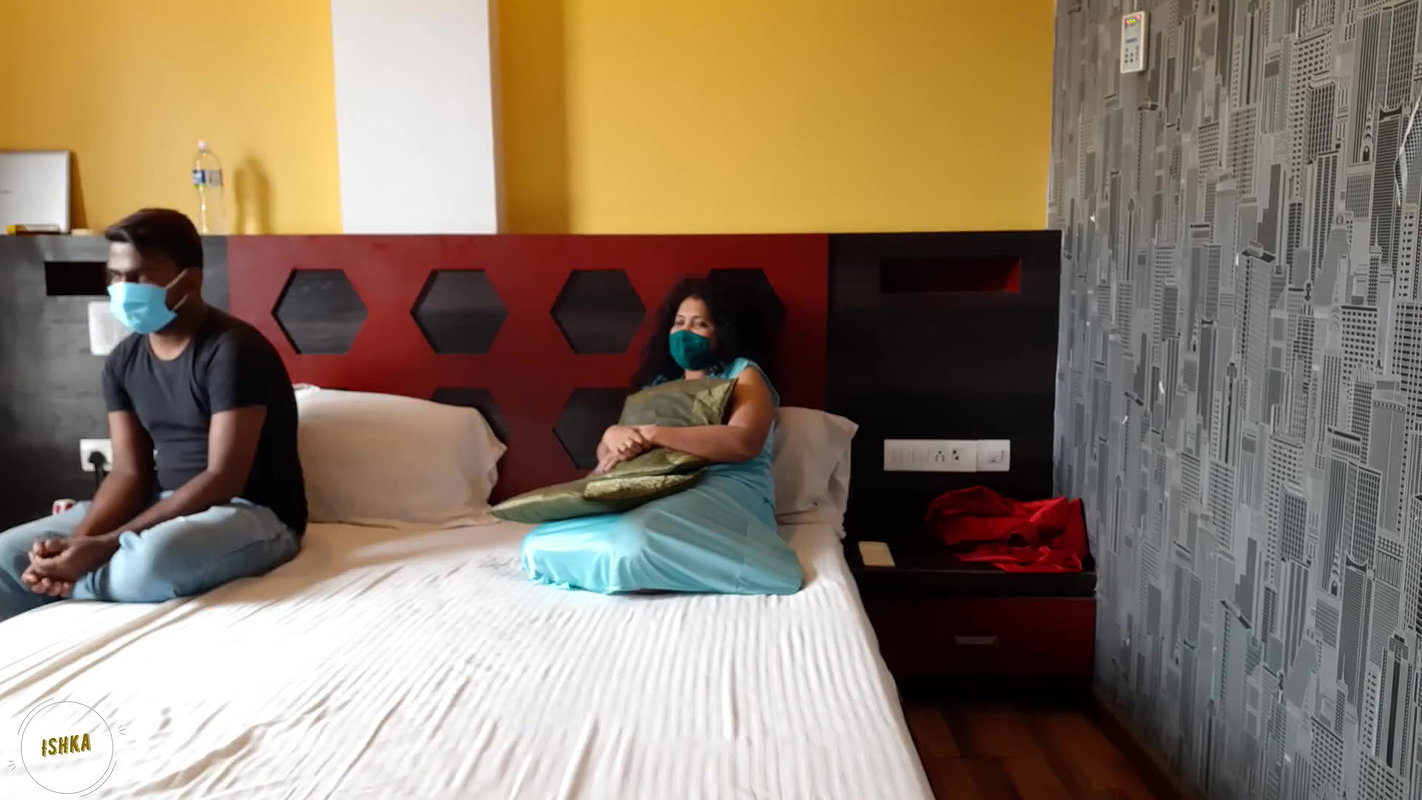 habhi babe Ishka S getting fucked on all fours after some intense foreplay