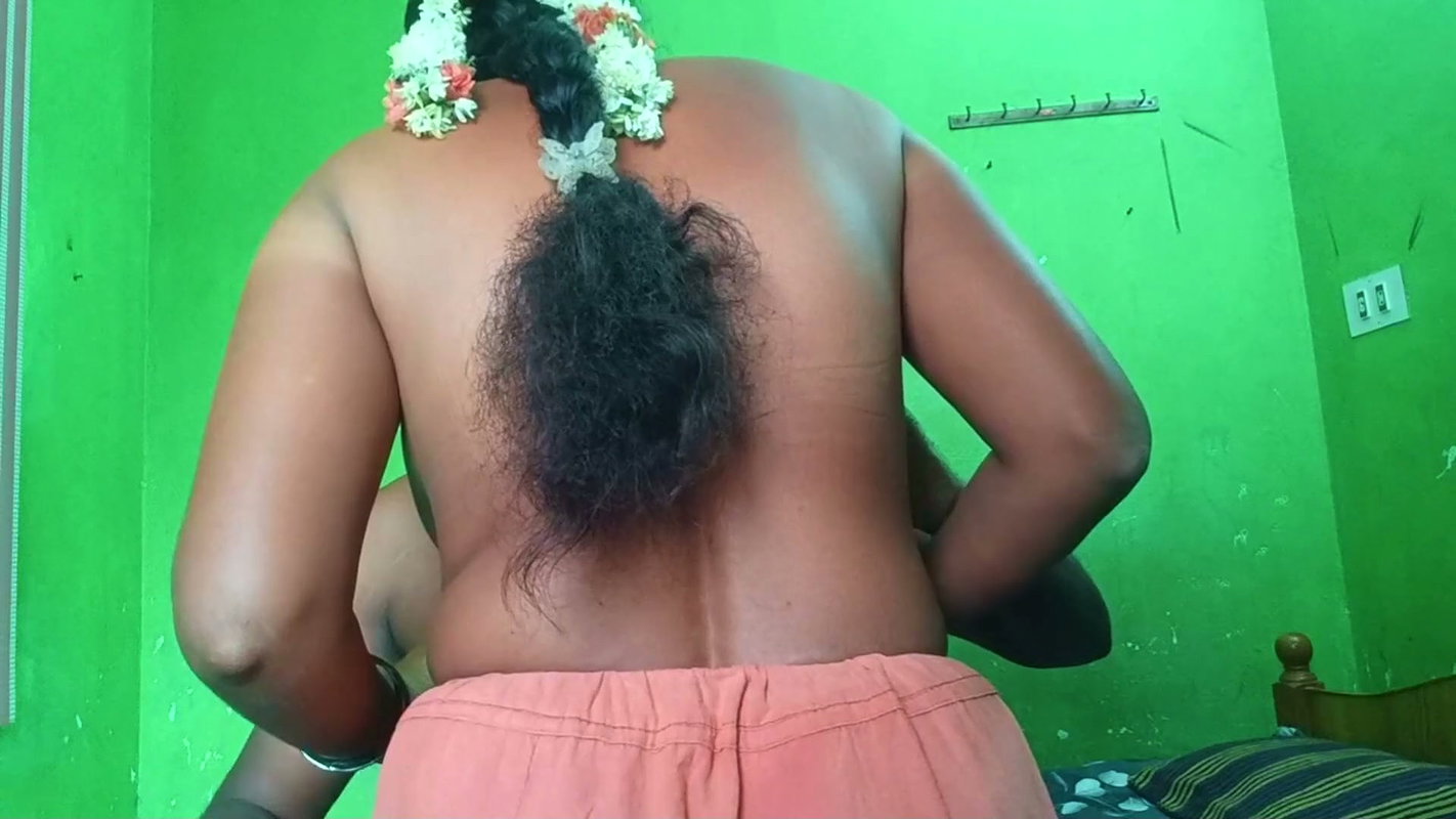 Ammu Remove the Saree and Blouse Showing Boobs Sex with Boy Friend