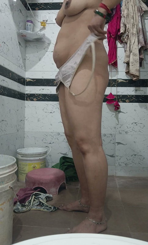 Priya Bhabi Sexy Mood