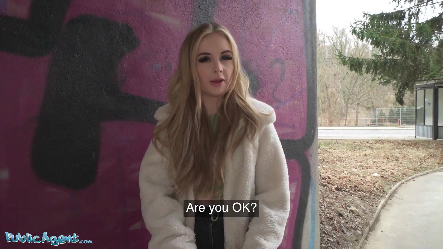 Blonde Brit Babe POV Blowjob and Fucked Outside