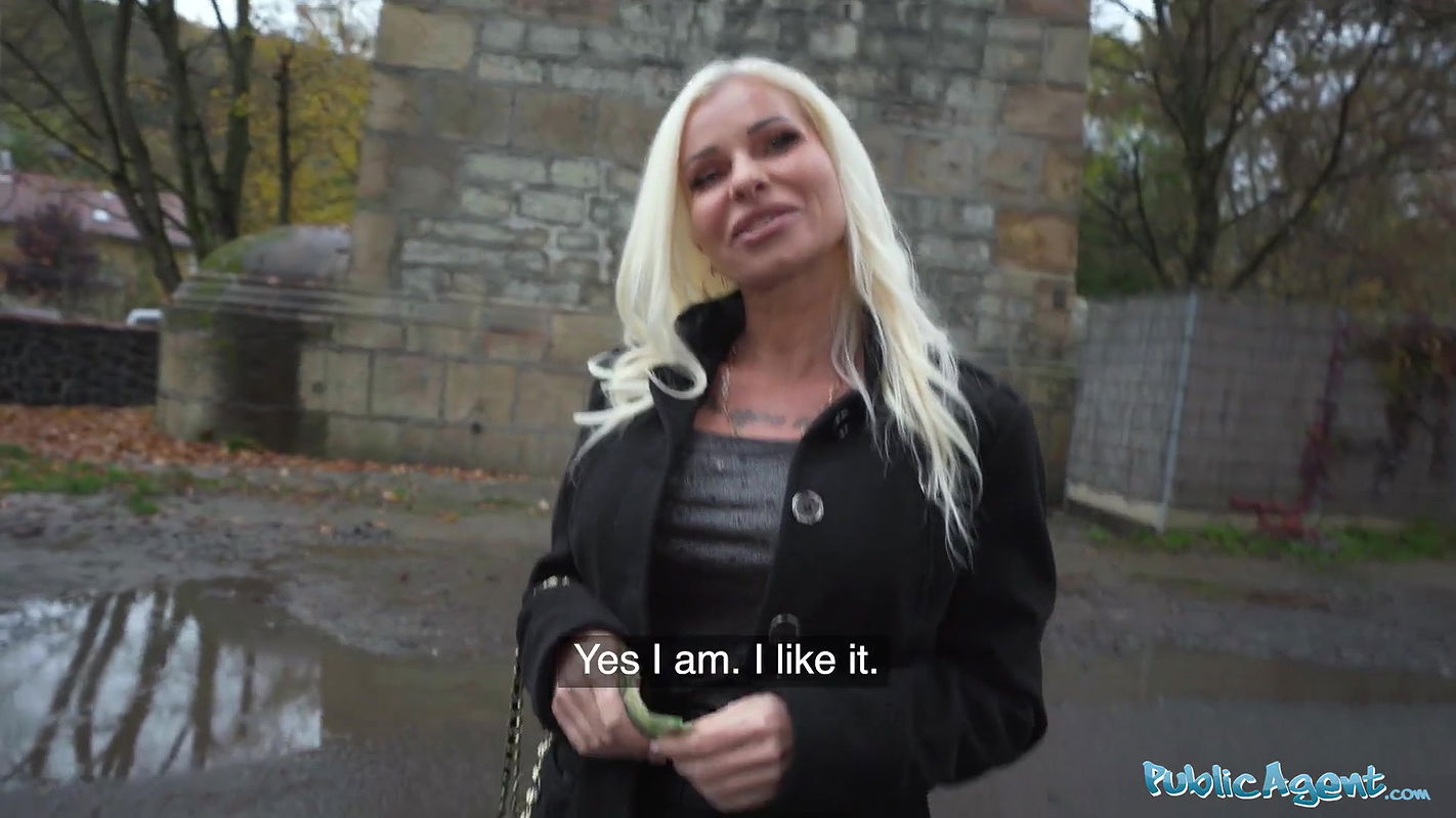 Blonde MILF teacher with amazing figure fucked in her sexy red lingerie