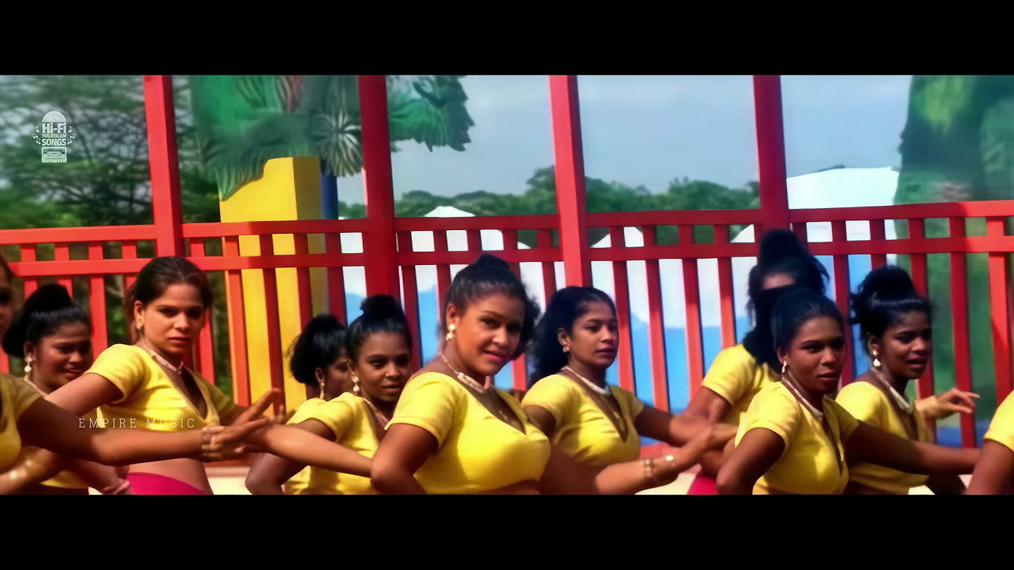 Mumtaj__4K_Navel___Thandavam