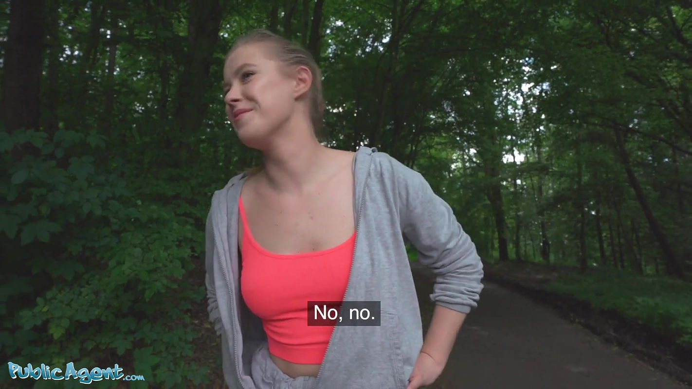 Casey the Runner in Tight Leggings Fucked