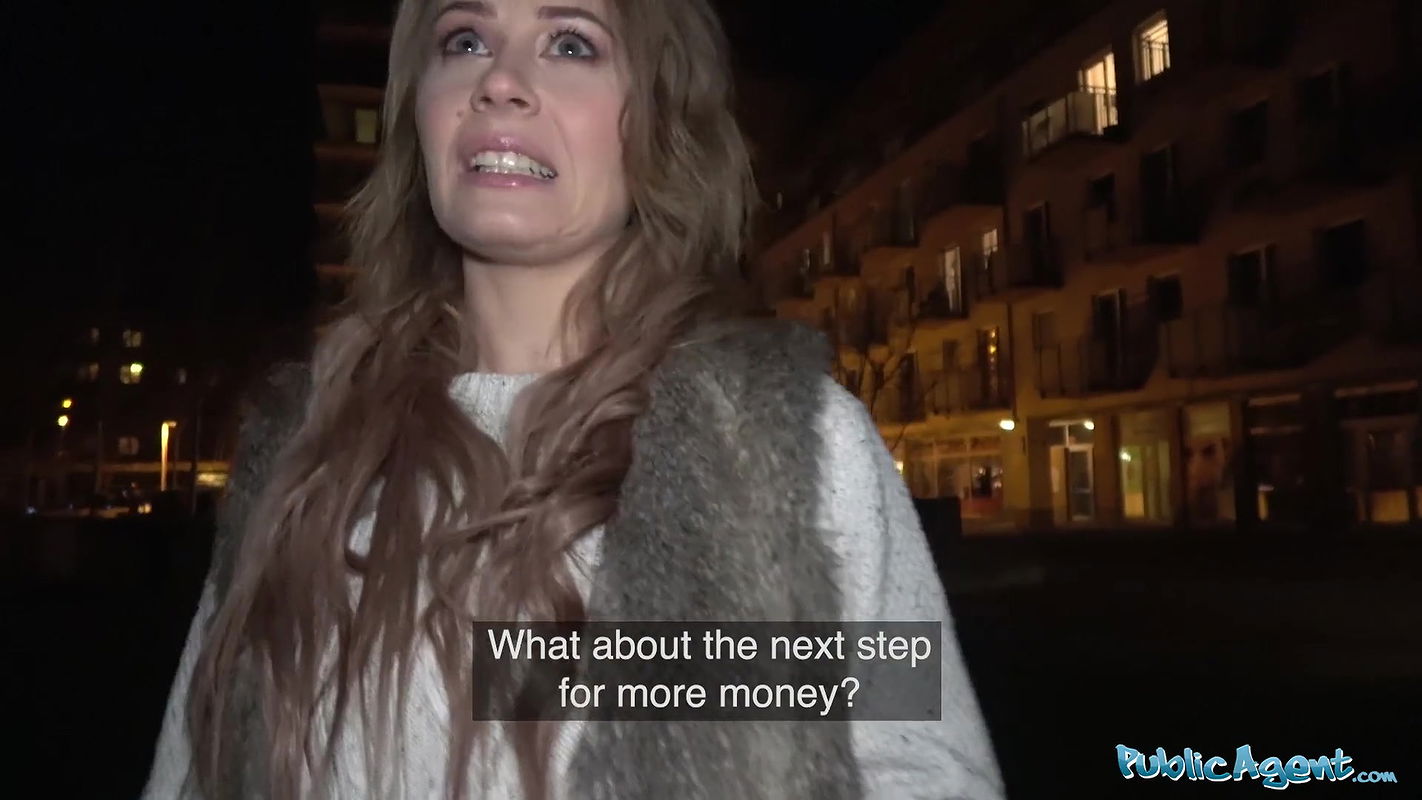 Cheeky Brit Carmel Anderson gets a Pounding