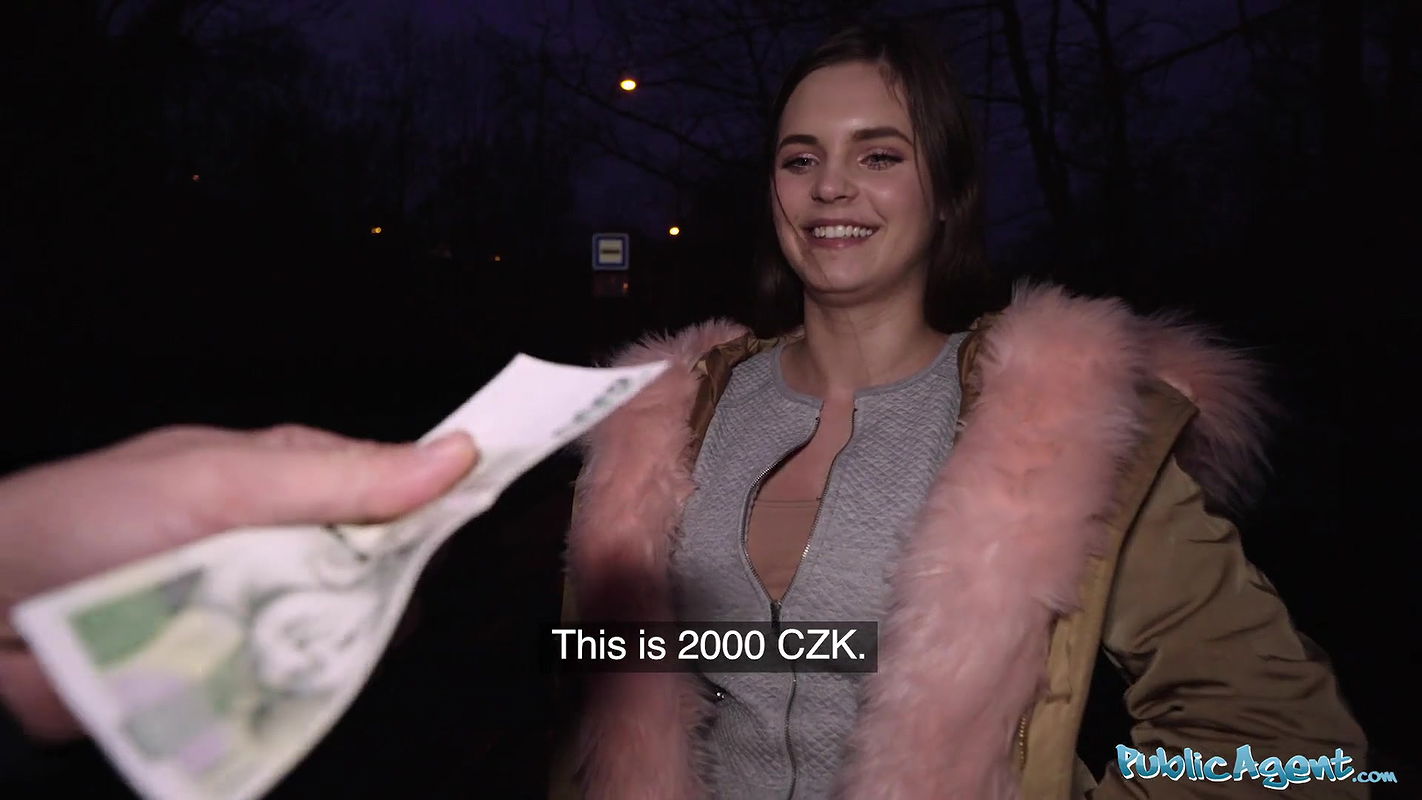 Curvy Natural Body Student with Big Natural Boobs Outdoor Fucking