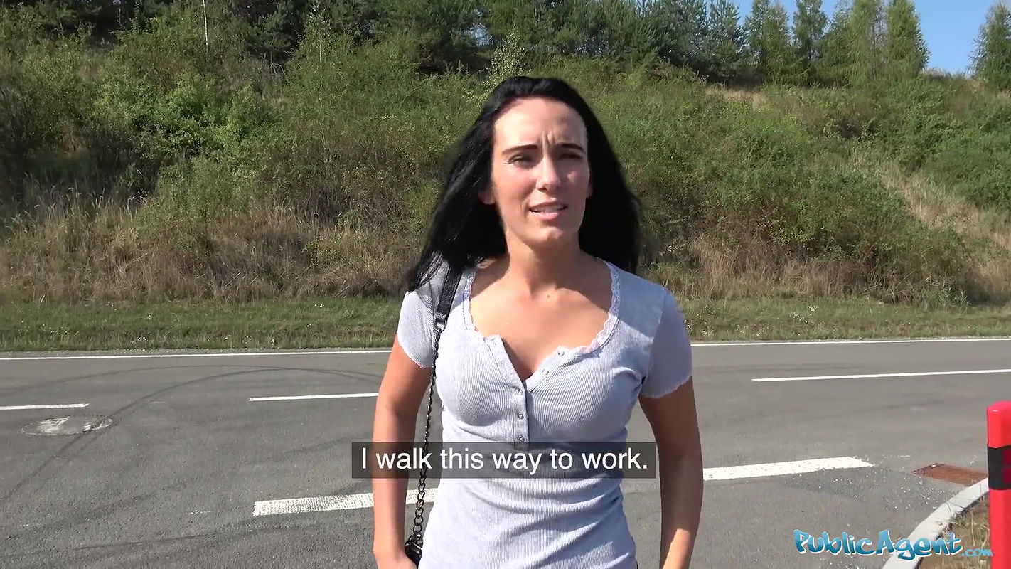 Firm assed hottie loved getting fucked outdoors