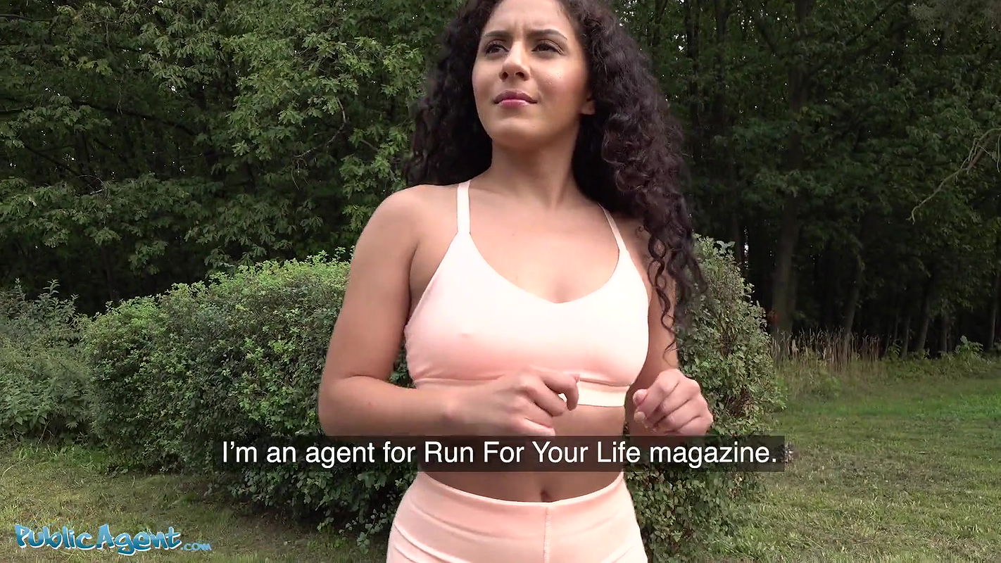 Fitness model Liv Revamped fucked in garage for cash