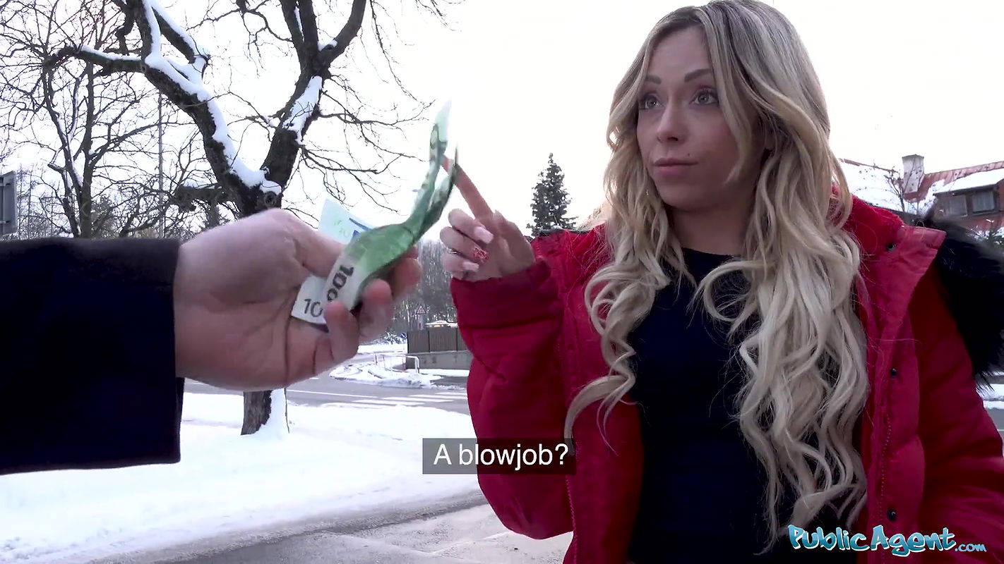 French babe Jennifer Amilton fucks a guy in his office