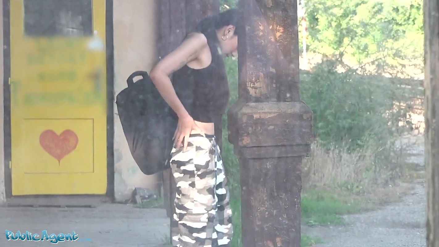 Japanese beauty Rae Lil Black fucks for cash