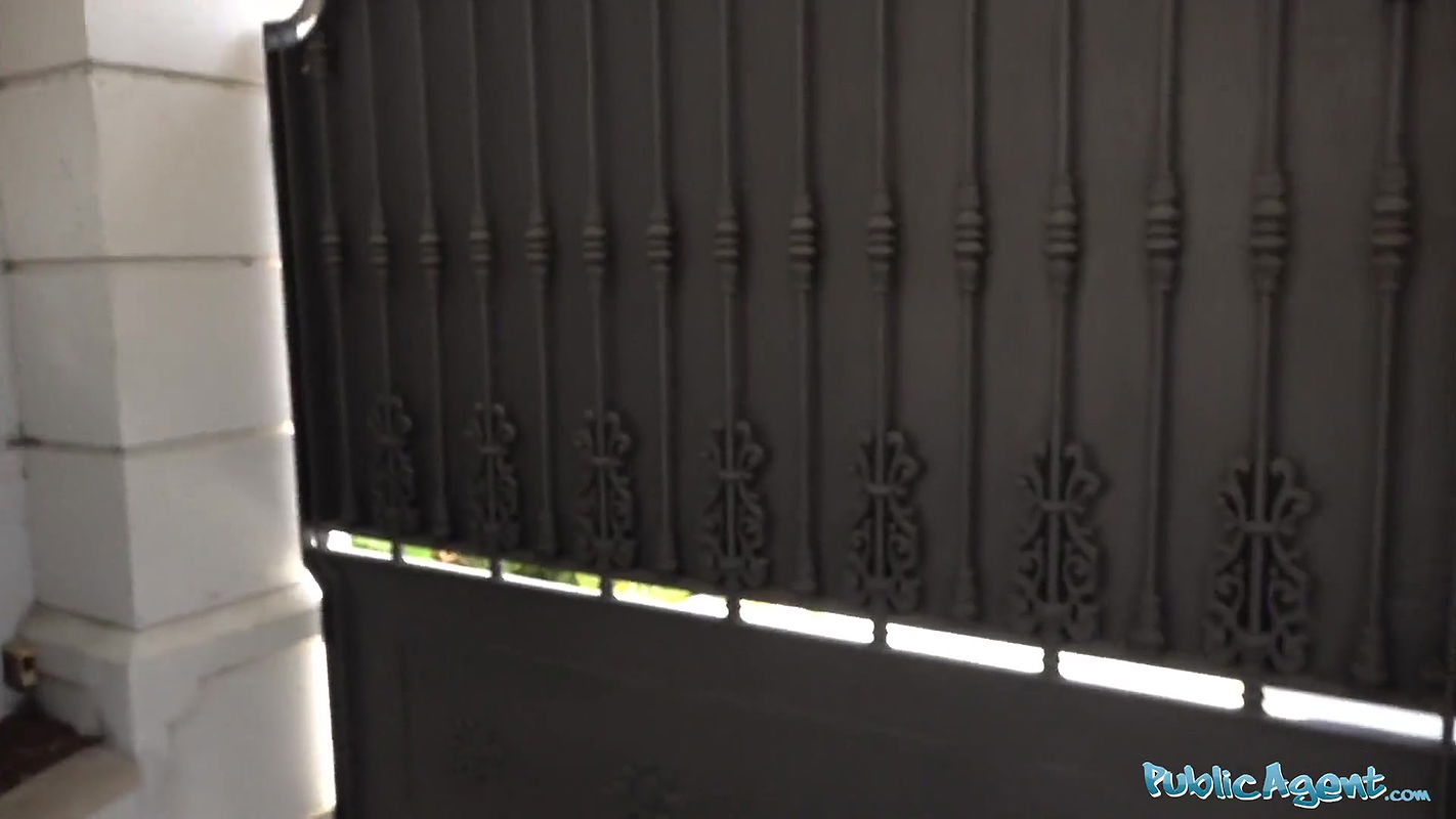 Kitty Love fucked by big cock on a guided tour