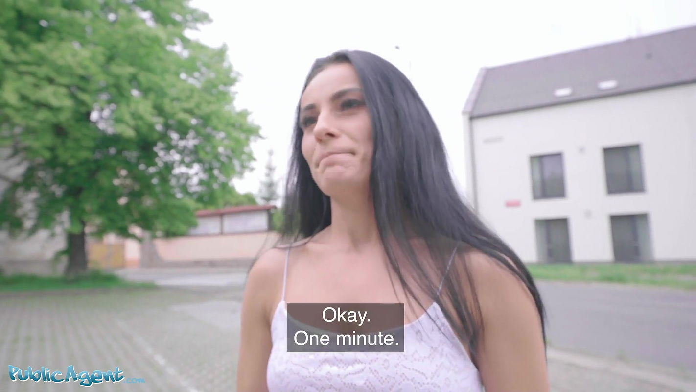 Lexi Dona Flashes Her Pussy For a Load of Cash