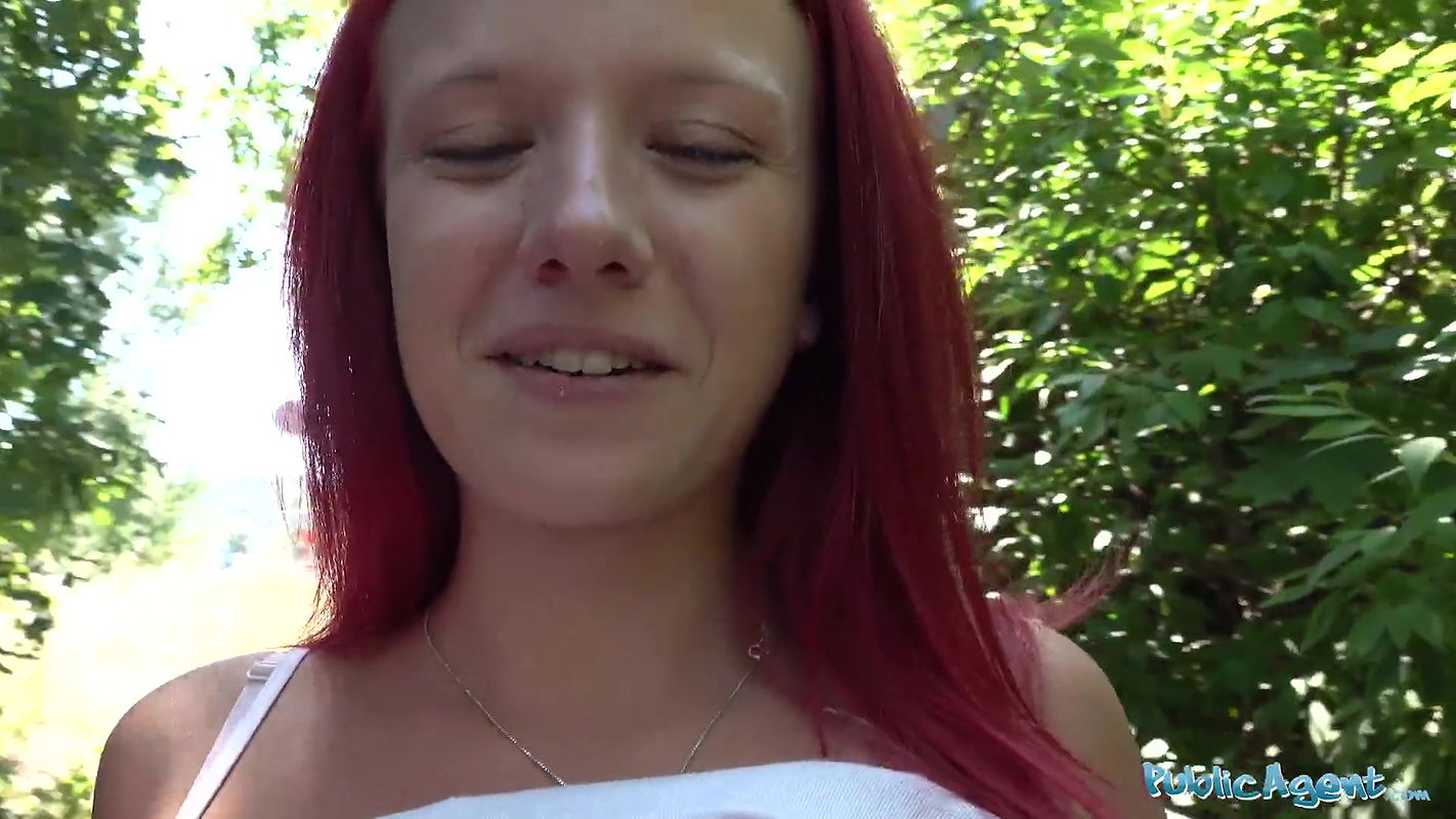 Redhead Tiffany Love fucked in the shade