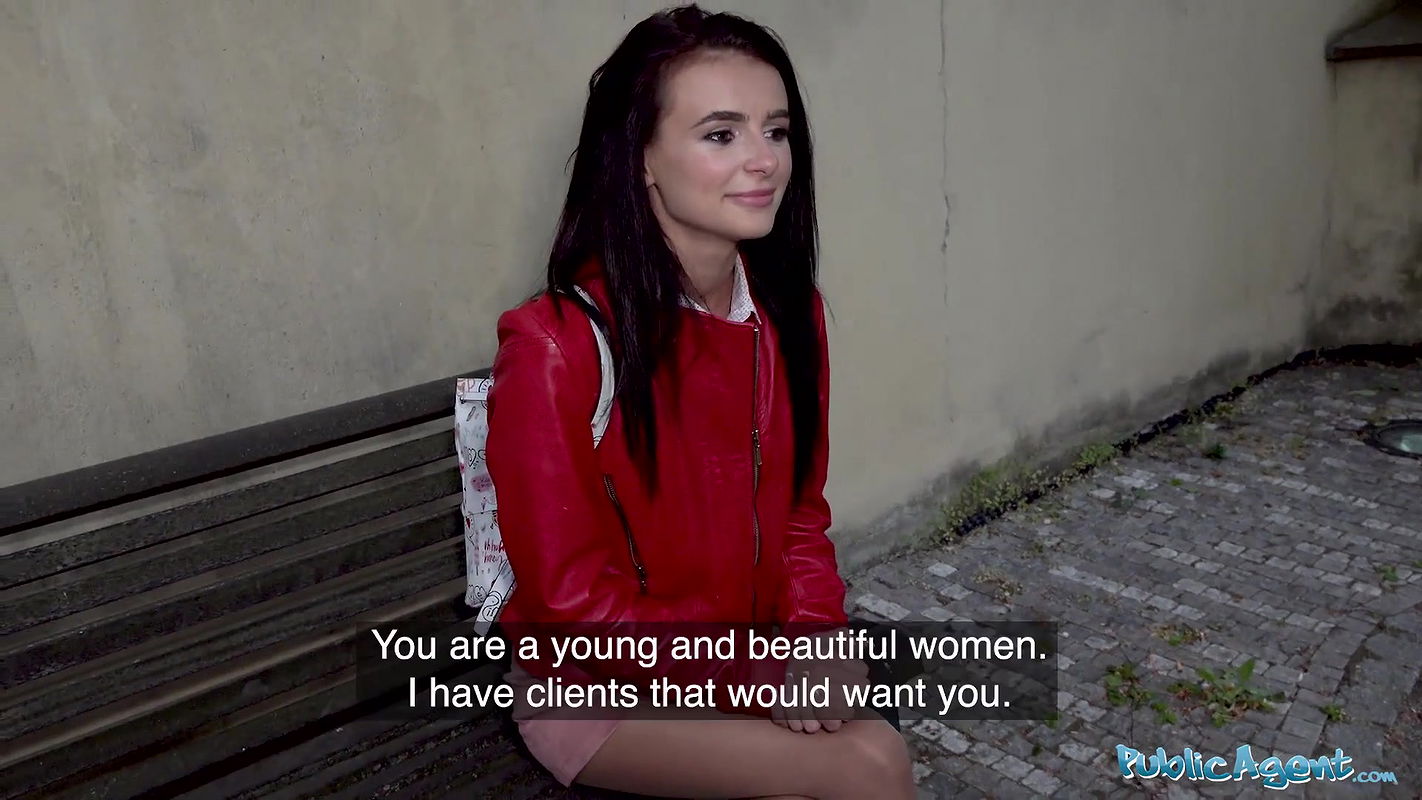 Rip my nylons and fuck my pussy hard outside