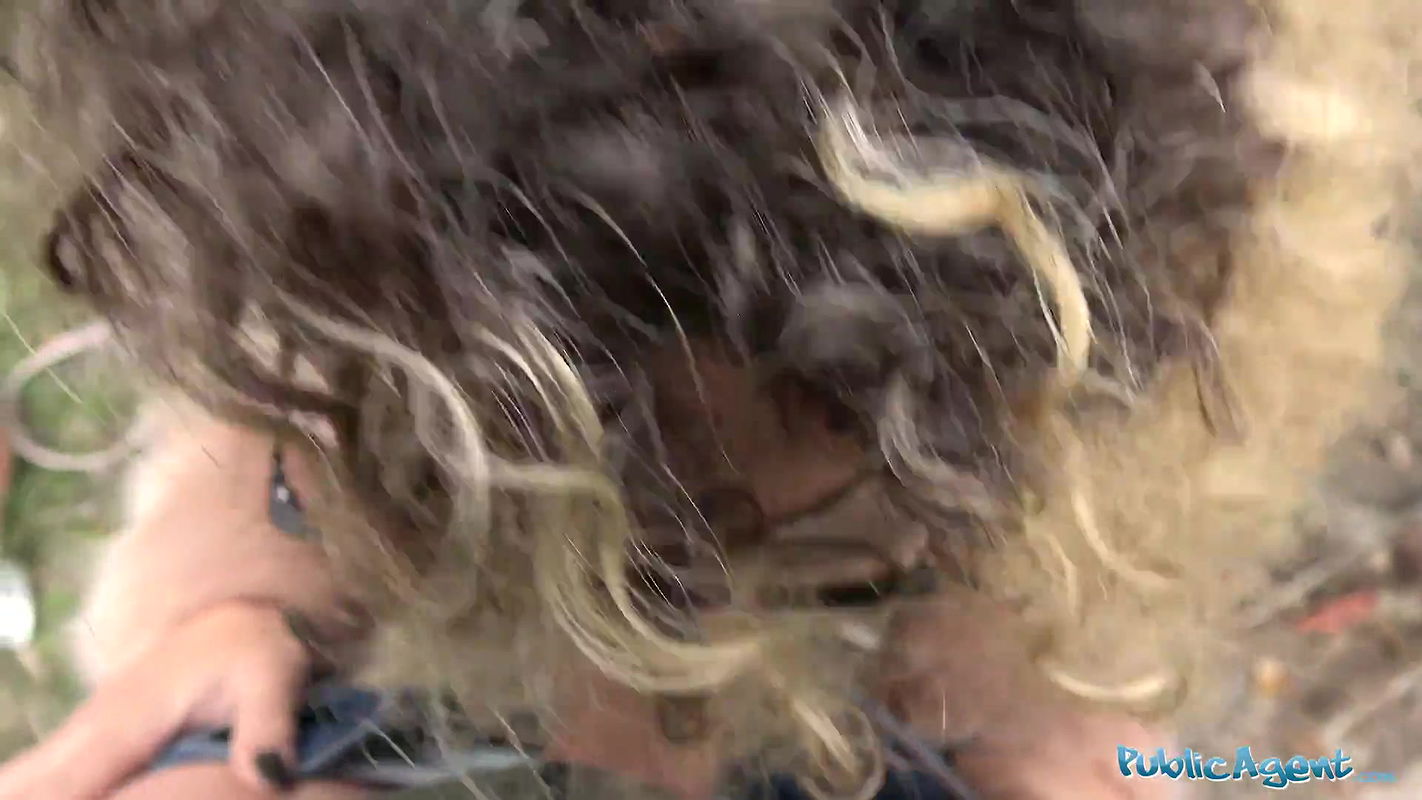 Spanish shaven pussy fucked outdoors in public