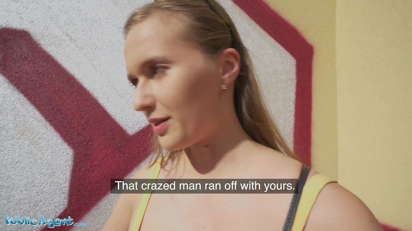 Stacy Cruz Flashes Her Perfect Tits for Cash