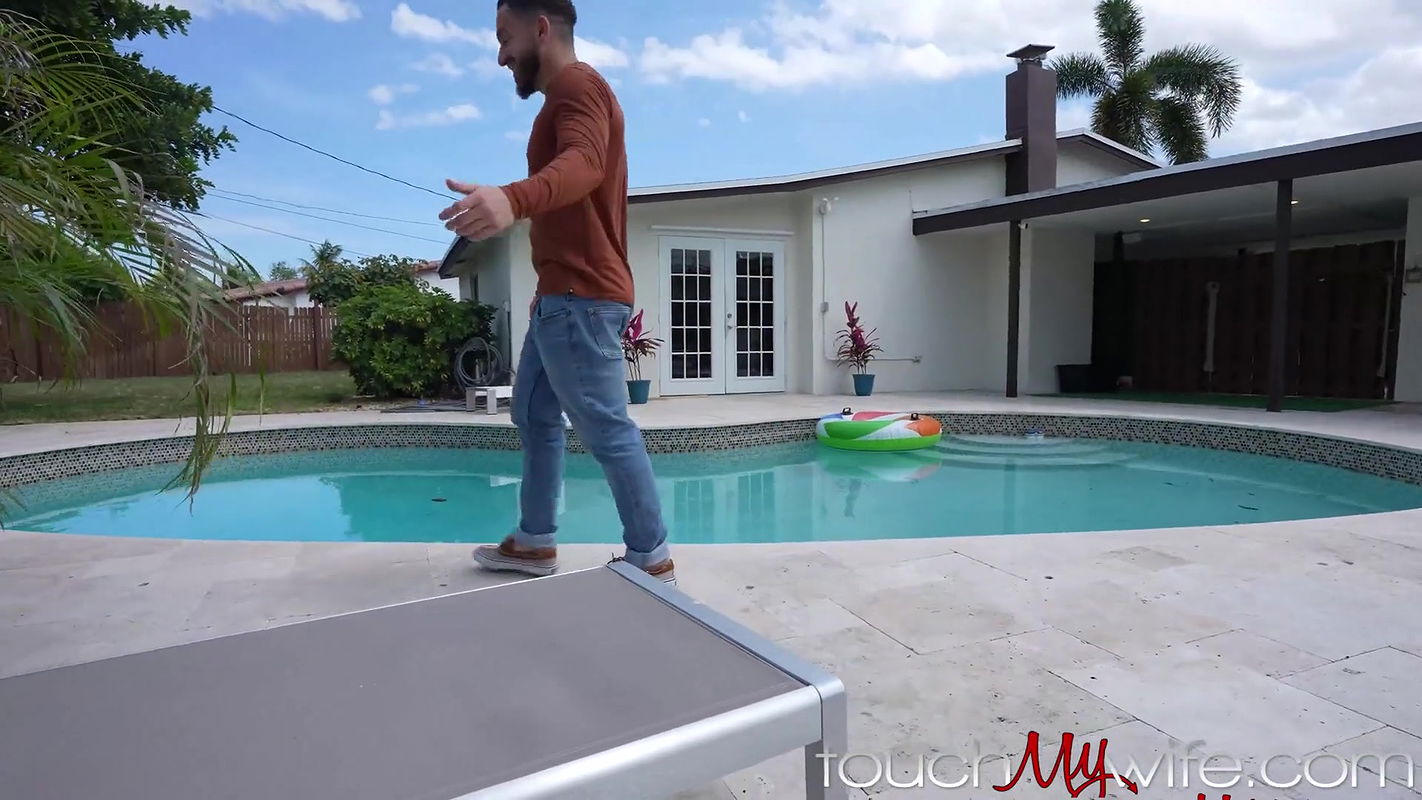 Young Stud Pounds Blonde MILF with Massive Tits – Victoria Lobov –