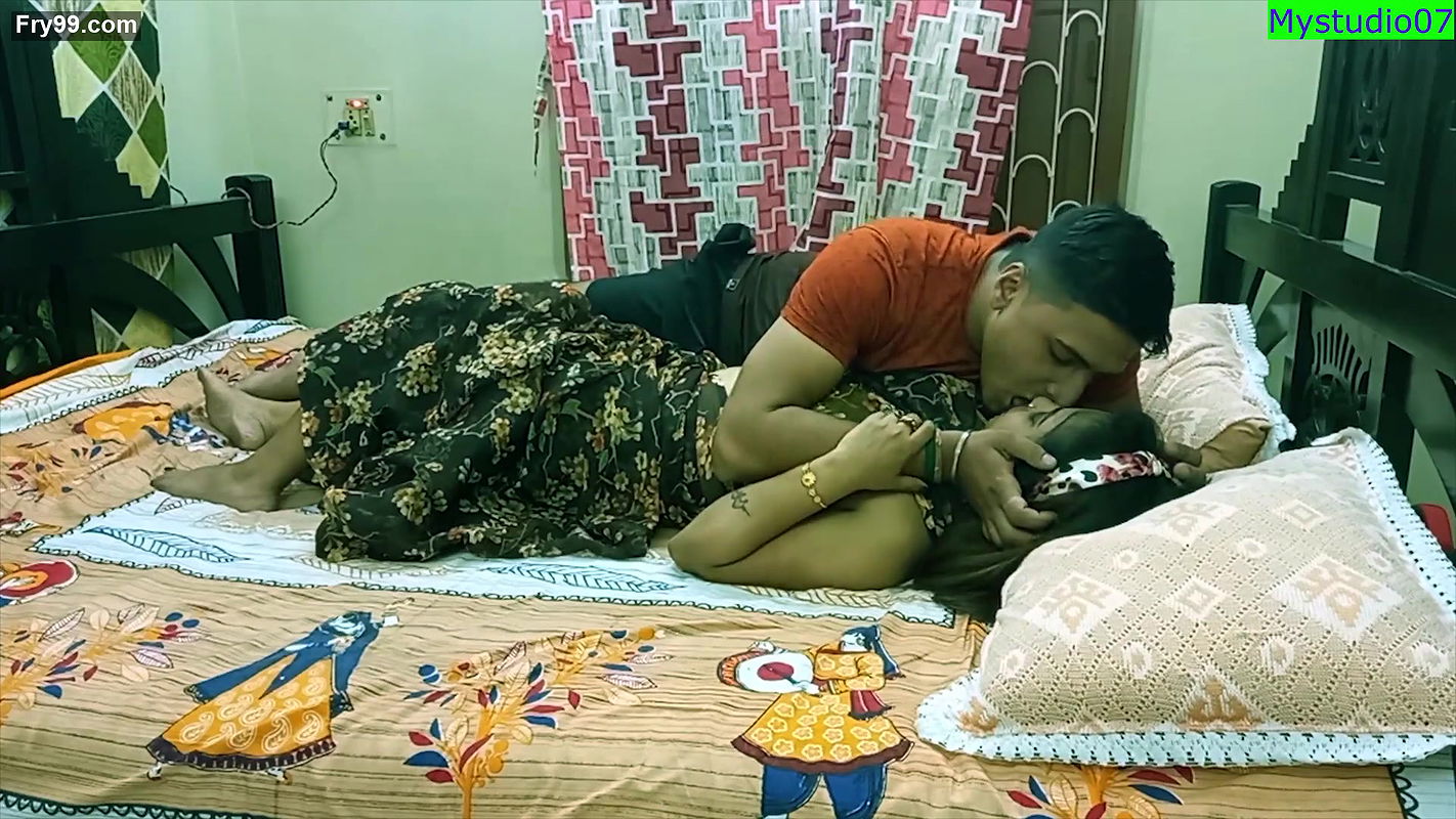 Desi village couple fucking