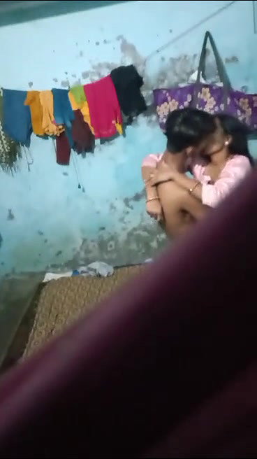 Village Devar bhabhi fucking in standing ,secretly recorded by neighbour