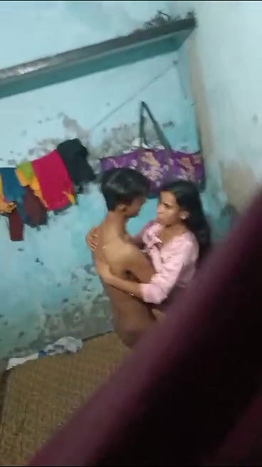 Village Devar bhabhi fucking in standing ,secretly recorded by neighbour