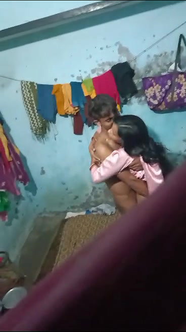 Village Devar bhabhi fucking in standing ,secretly recorded by neighbour