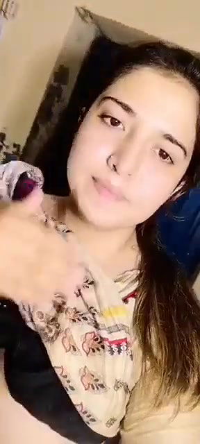 Paki girl showing big boobs