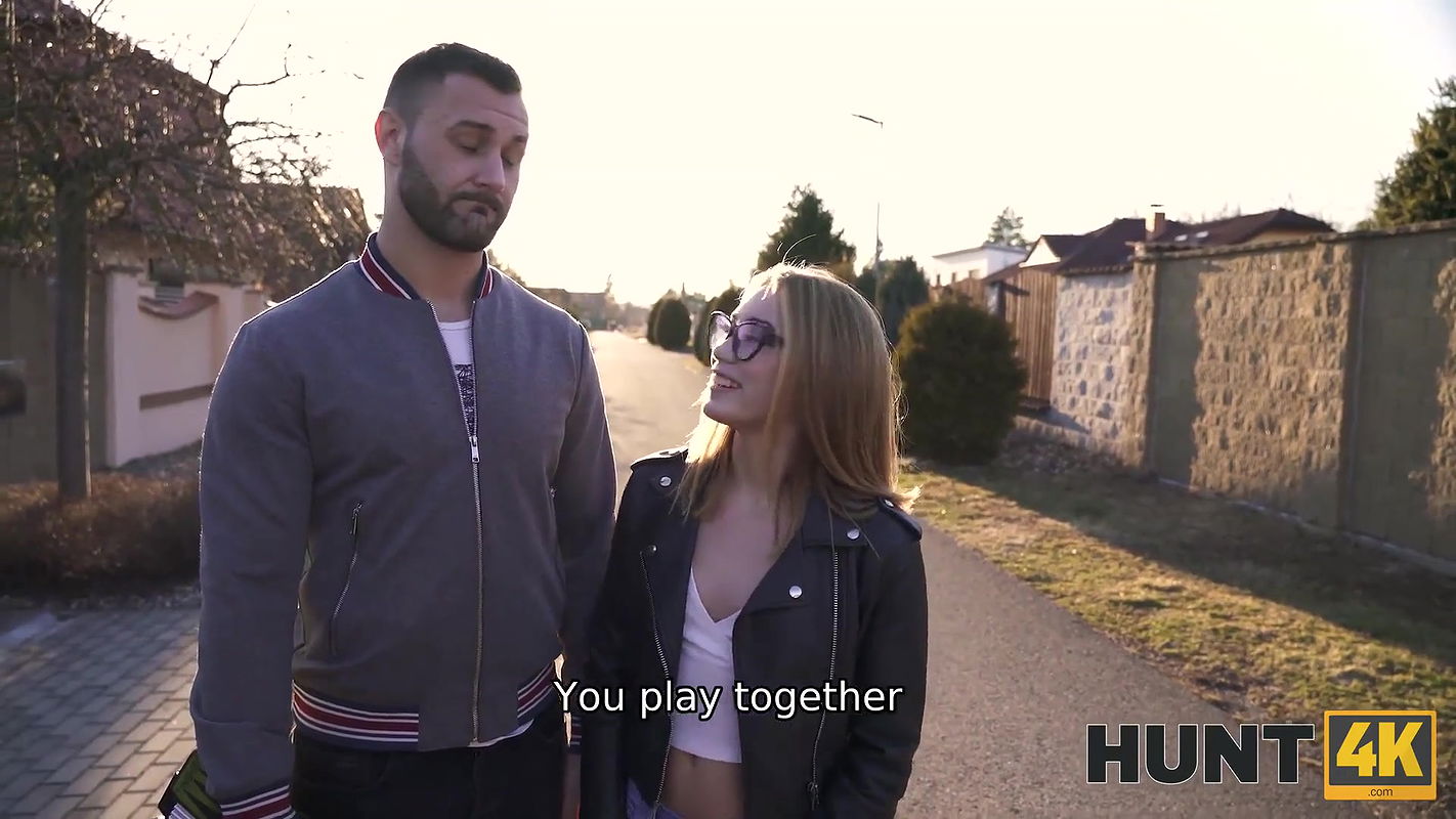 Didnt Teach to Drive and Fucked Her