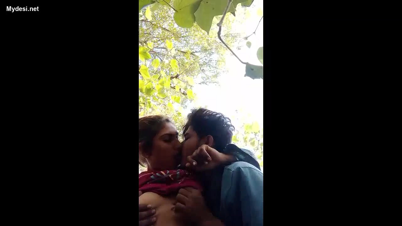 desi couple outdoor fun