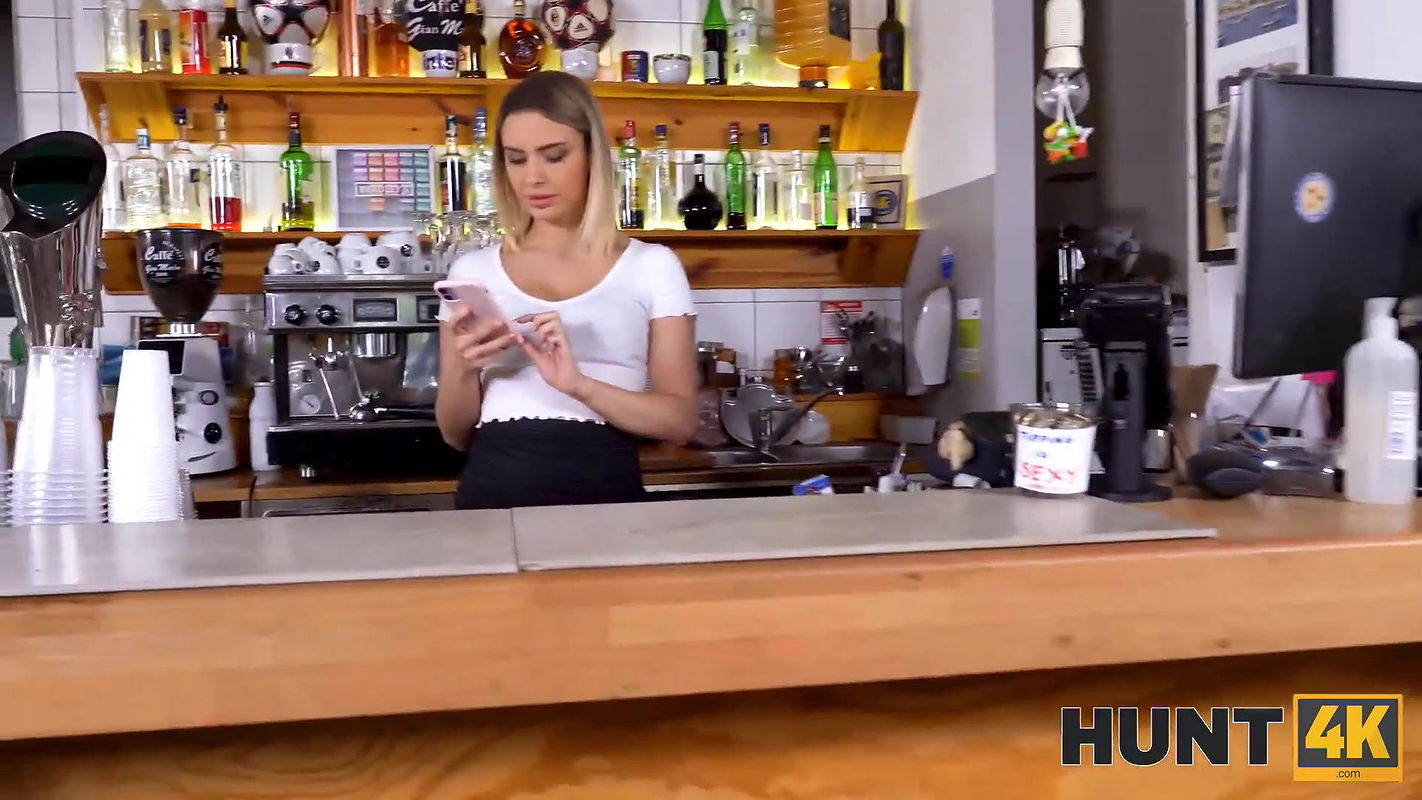 In the morning man fucks slutty blonde near her shocked boyfriend