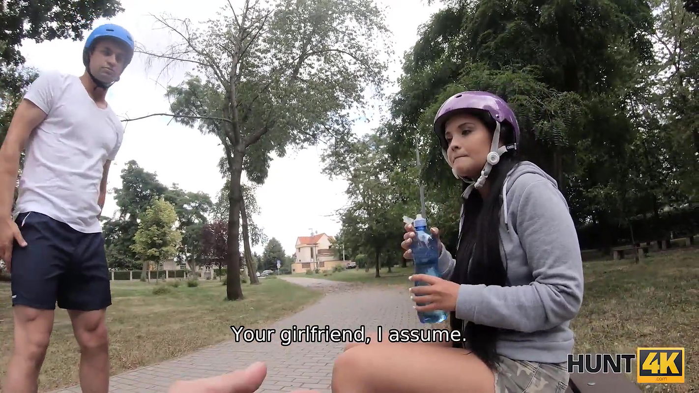 Pussy makes horny man give money for the sake of penetrating it