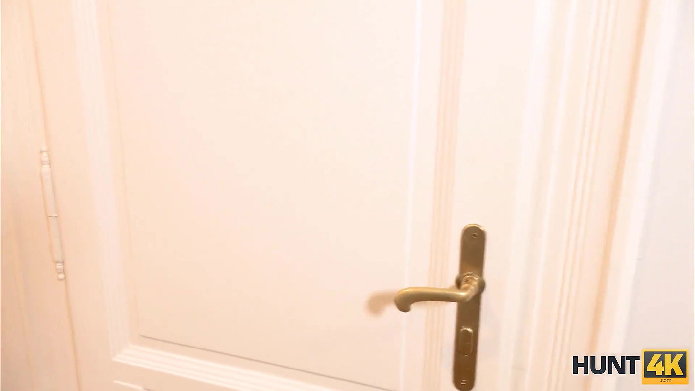 Smart hunter manages to fuck friends new dazzling GF after shower