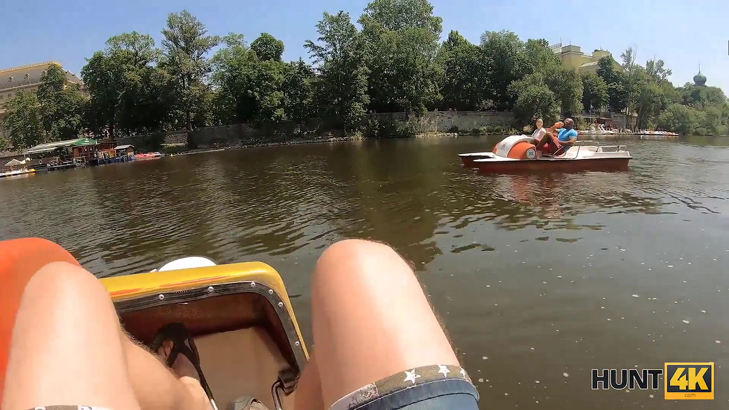 Watching GF having sex is as exciting as scoring her pussy