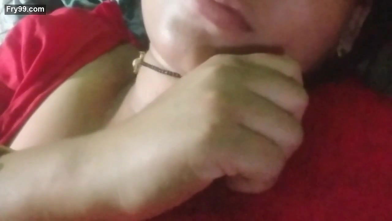 Lal blouse khol diya phir choda kutti ko