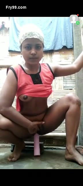 Village Girl Shows Boobs and Pussy