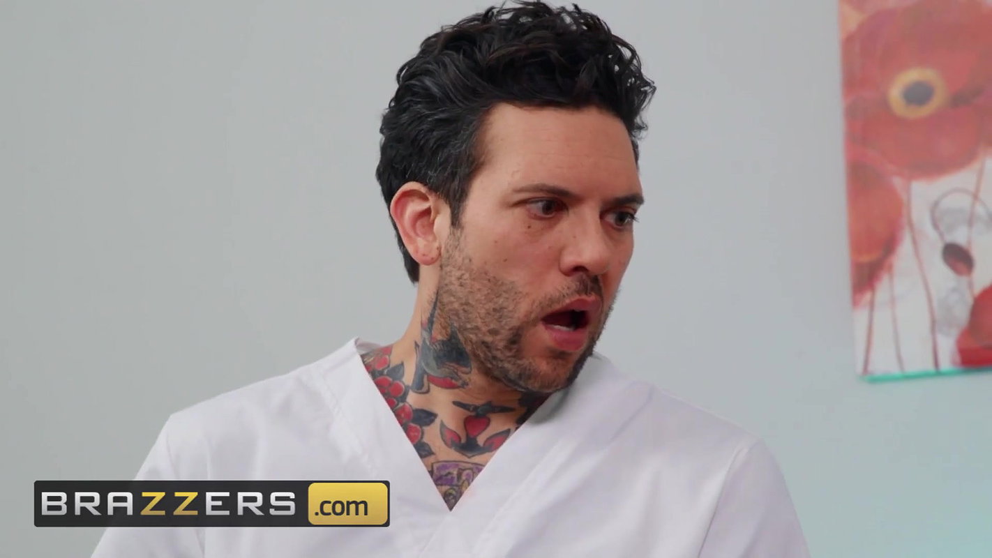 Brazzers – babe Ana Foxxx oiled up & fucked in the ass