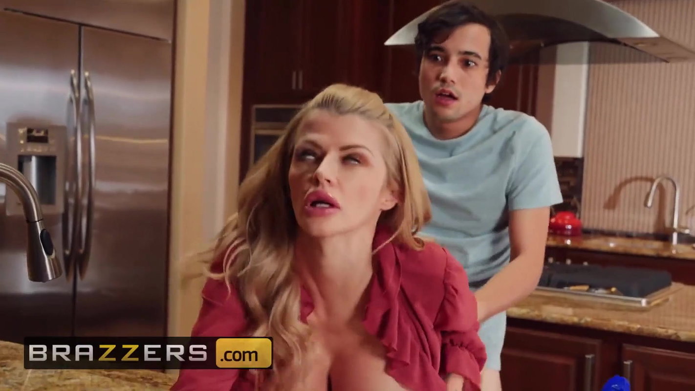 Brazzers – Busty MILF Joslyn James gets fucked hard by her sons friend