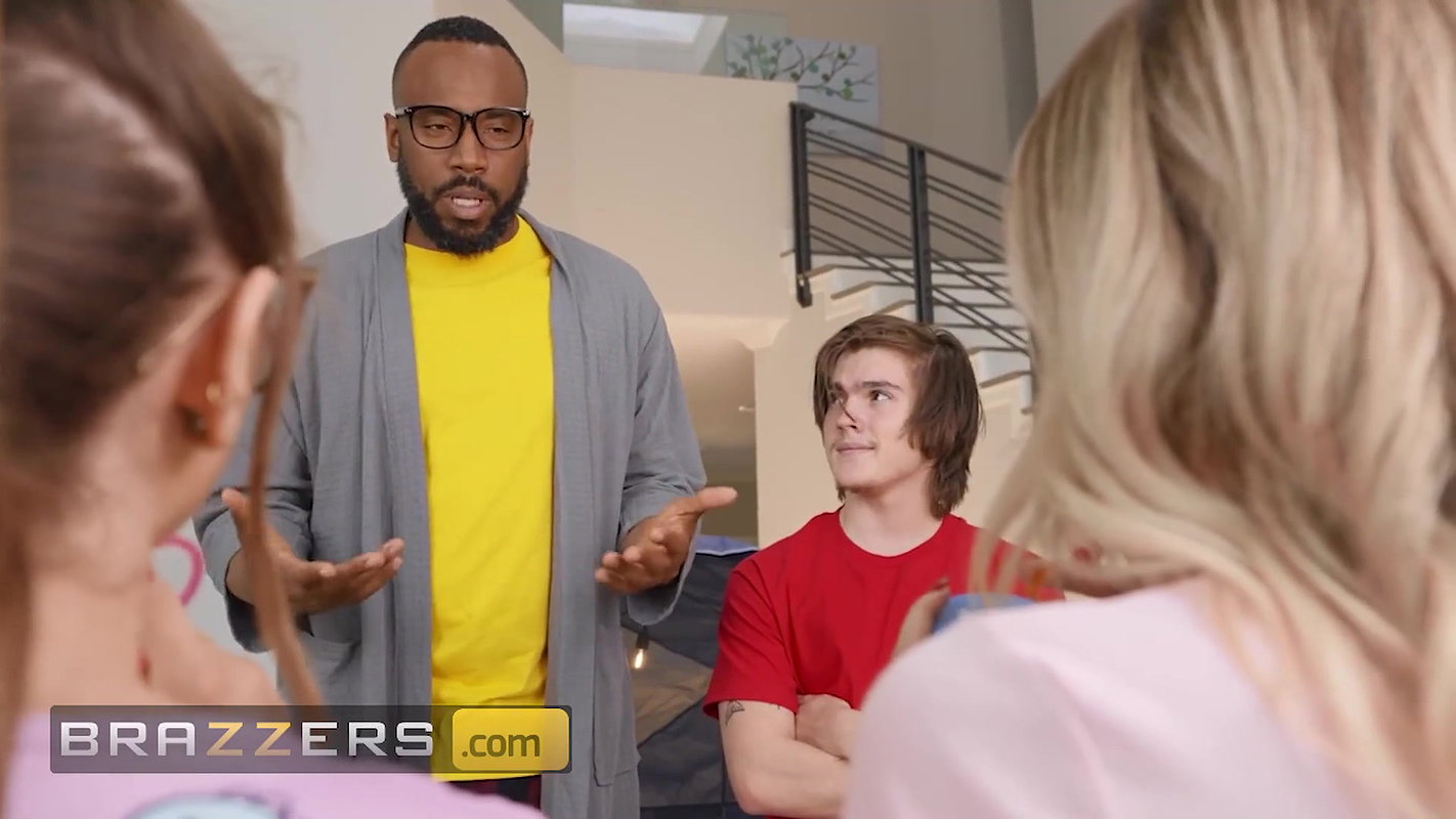 Brazzers – Lily Larimar & Penelope Kay Seduce Their StepDad’s Friend After Their Buddy Went