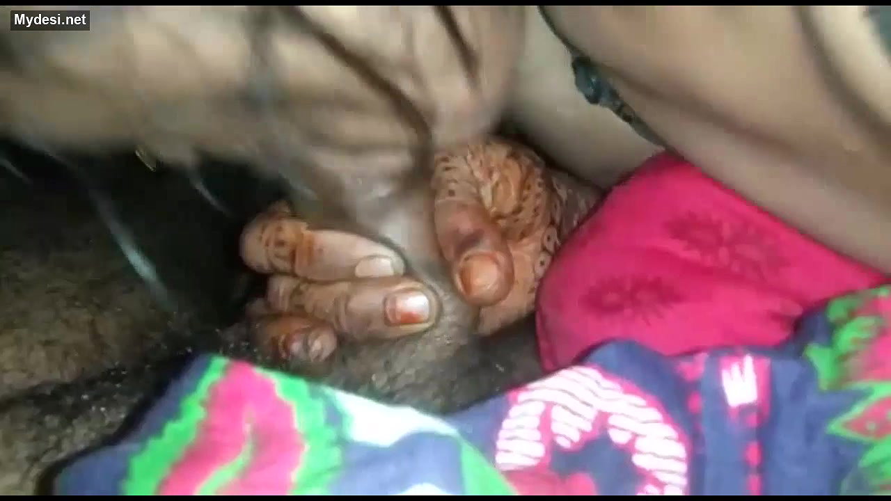 newly marriedunder blanker blowjob
