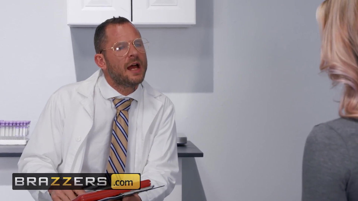 Brazzers – Petite sexy blonde Alina Lopez fucked hard during interview