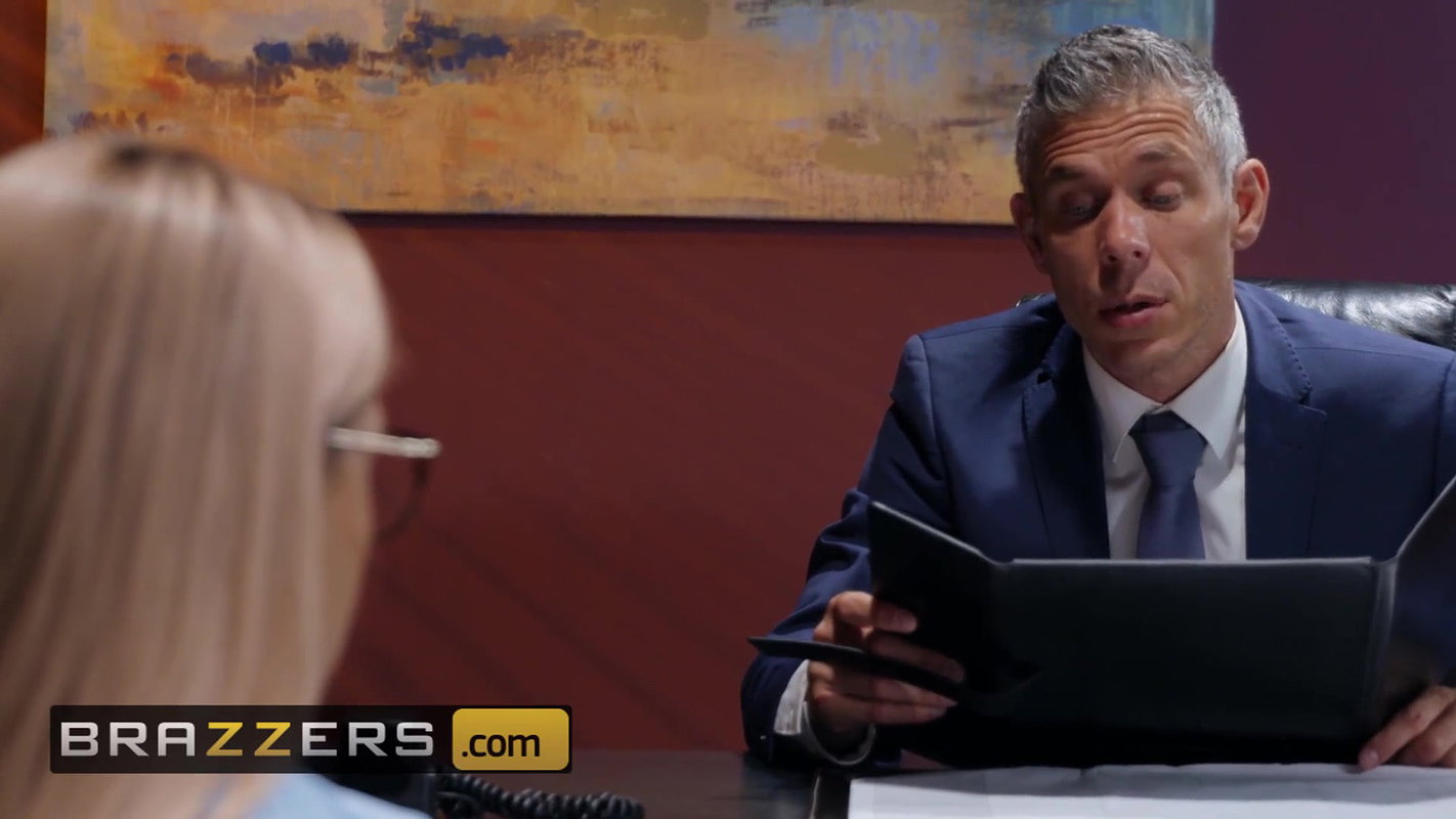 Brazzers – Phat ass latina Abella Danger gets anal fucked at work